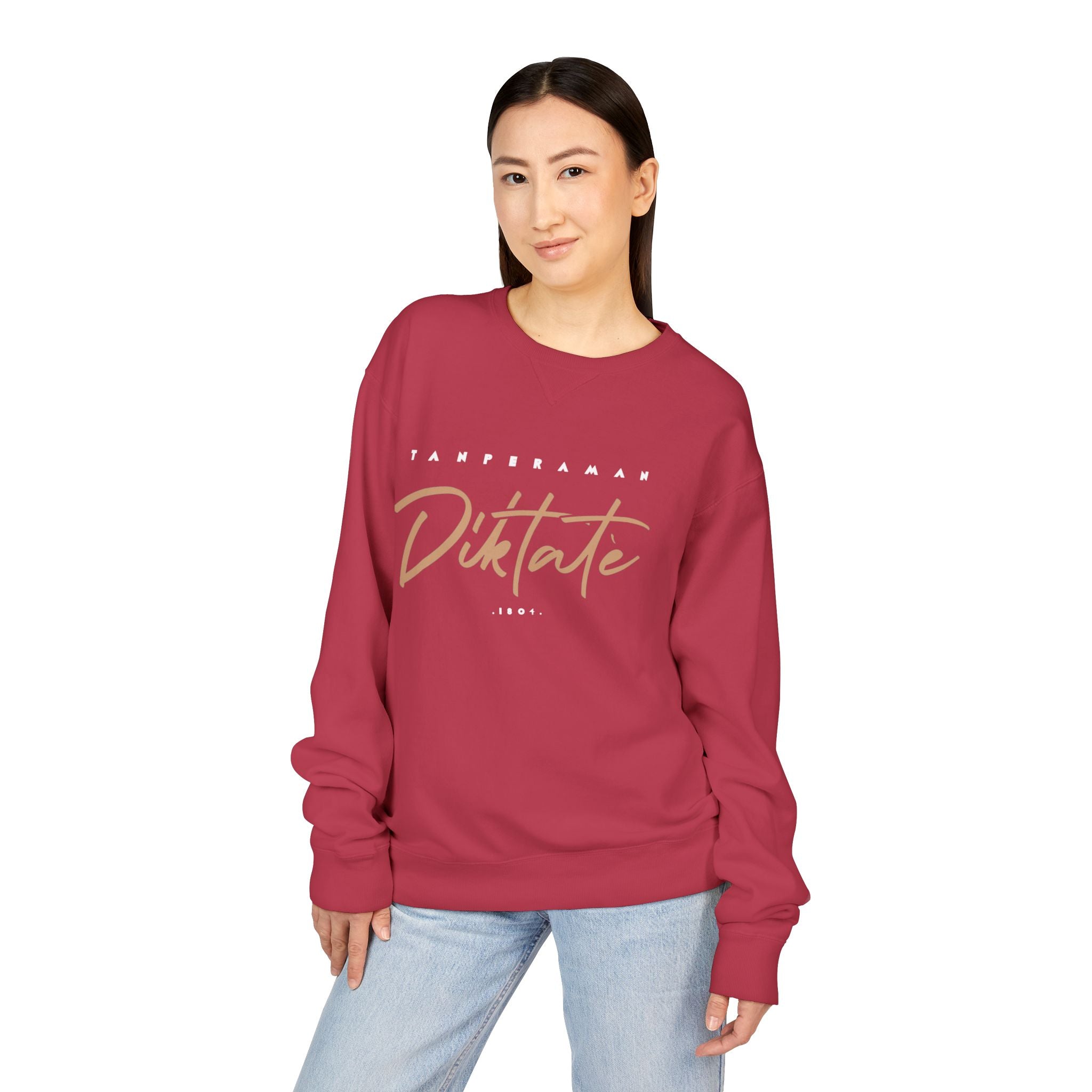 Diktatè Vintage Crewneck — styled photo, view 19