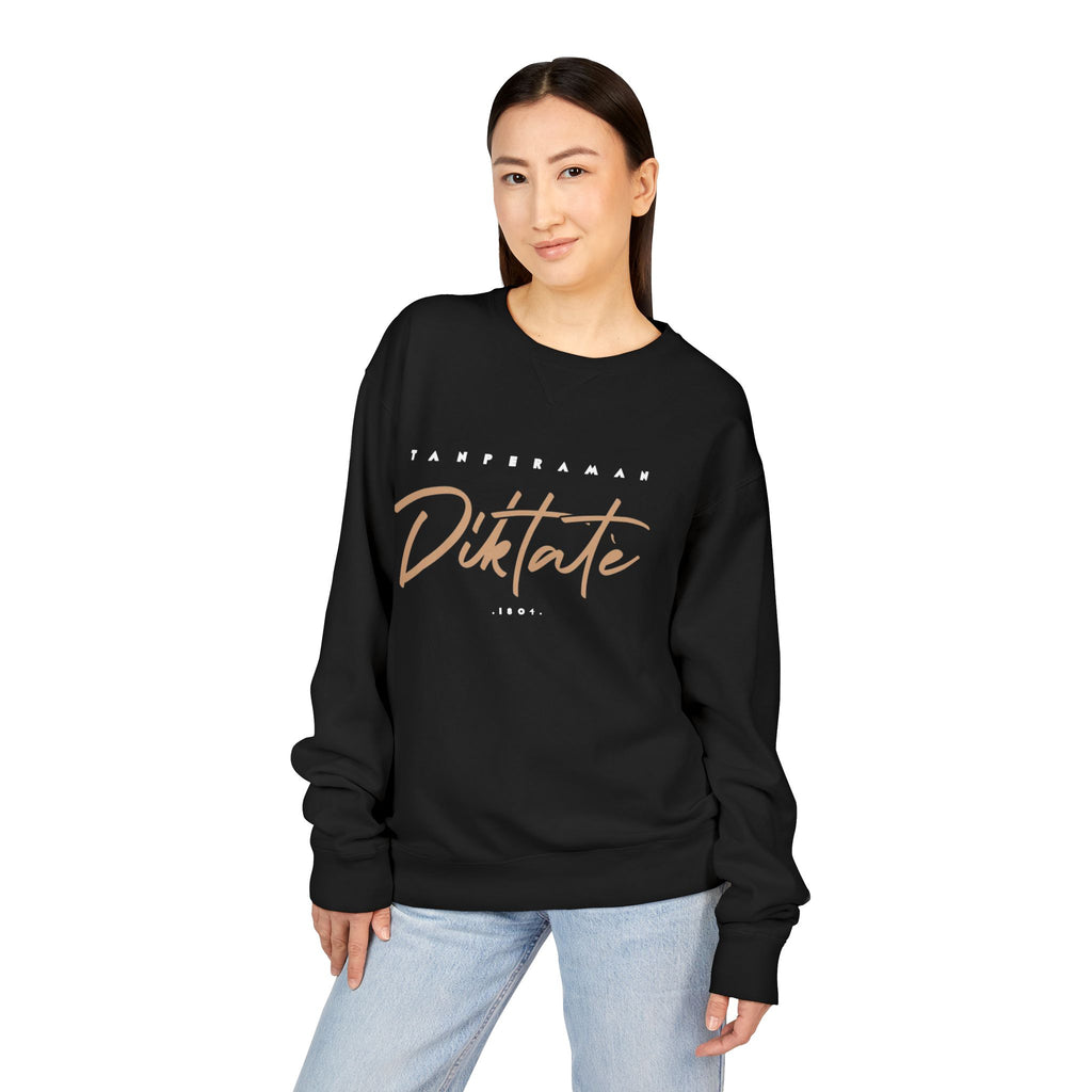 Diktatè Vintage Crewneck — styled photo, view 4